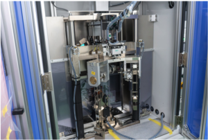 The machine can automatically switch the chisel head.