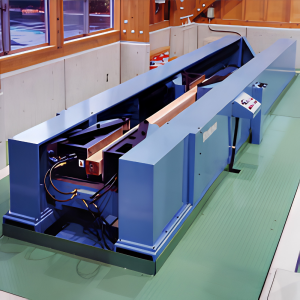 Full-scale wood tensile testing machine